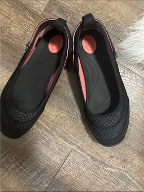 Teva Women's Black Slip-On Mary Jane Flats with Salmon Accents